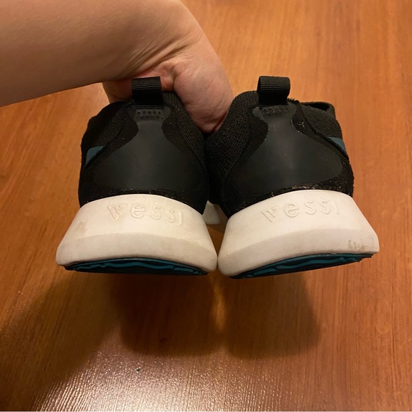 Everyday Move Slip-on - Picture 15 of 16